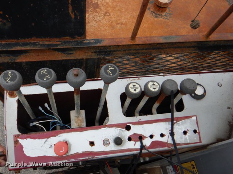 image for item DJ8695 2009 Western Star 4900SA  crane truck