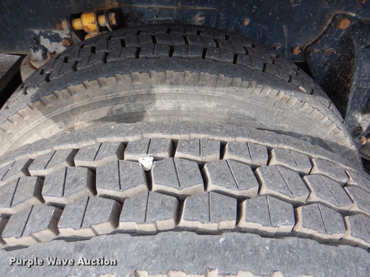 image for item DJ8695 2009 Western Star 4900SA  crane truck