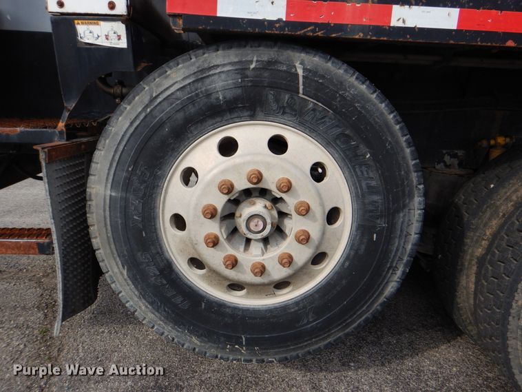 image for item DJ8695 2009 Western Star 4900SA  crane truck