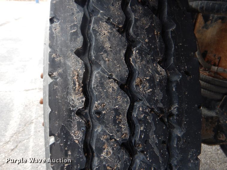 image for item DJ8695 2009 Western Star 4900SA  crane truck