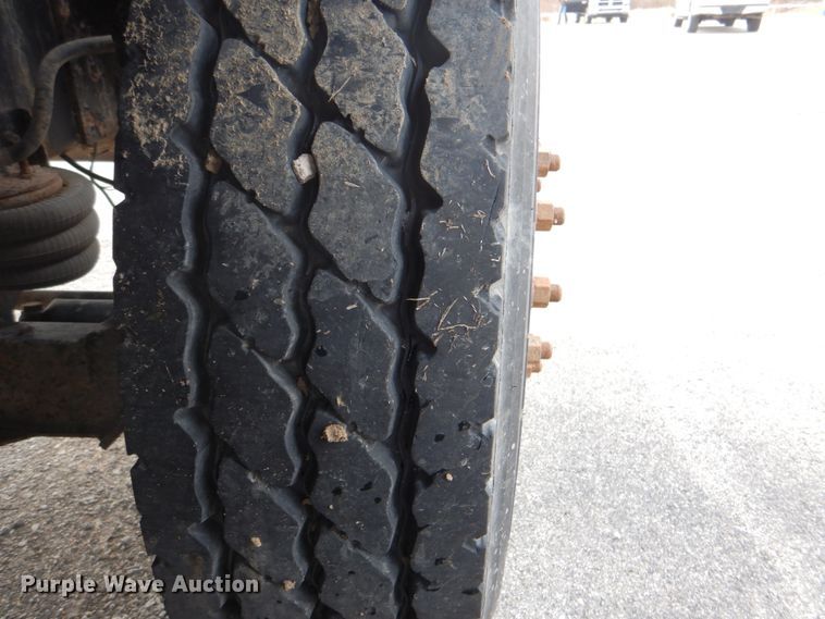 image for item DJ8695 2009 Western Star 4900SA  crane truck