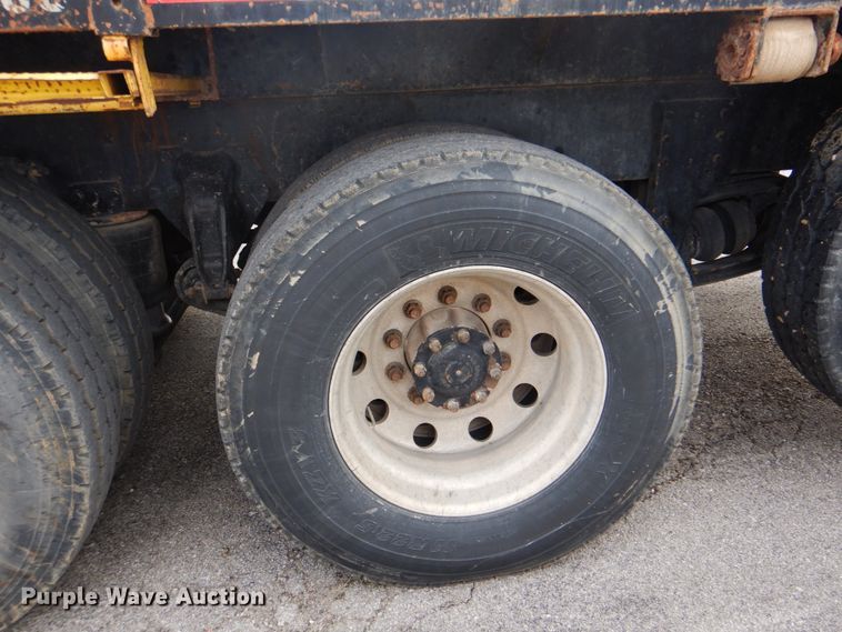 image for item DJ8695 2009 Western Star 4900SA  crane truck