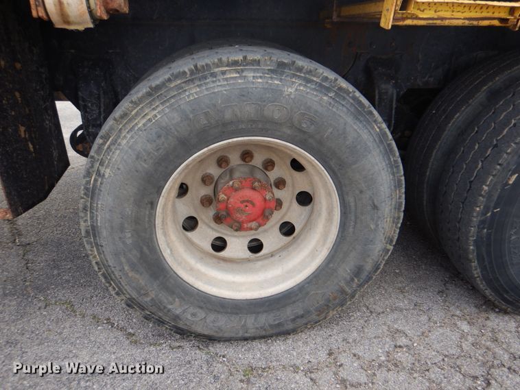 image for item DJ8695 2009 Western Star 4900SA  crane truck