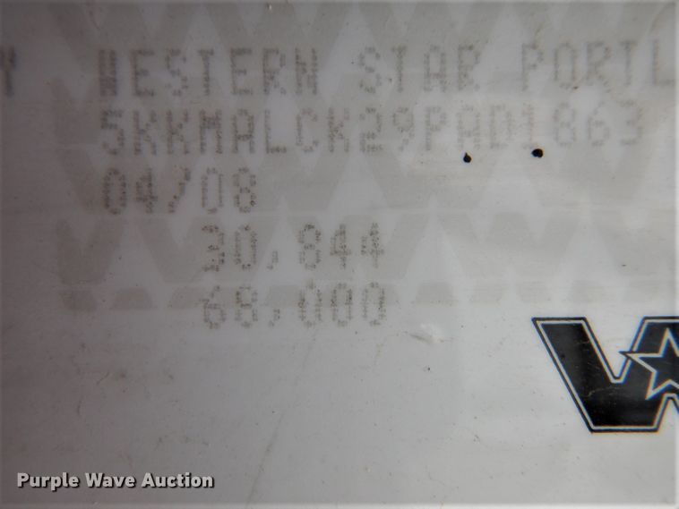 image for item DJ8695 2009 Western Star 4900SA  crane truck