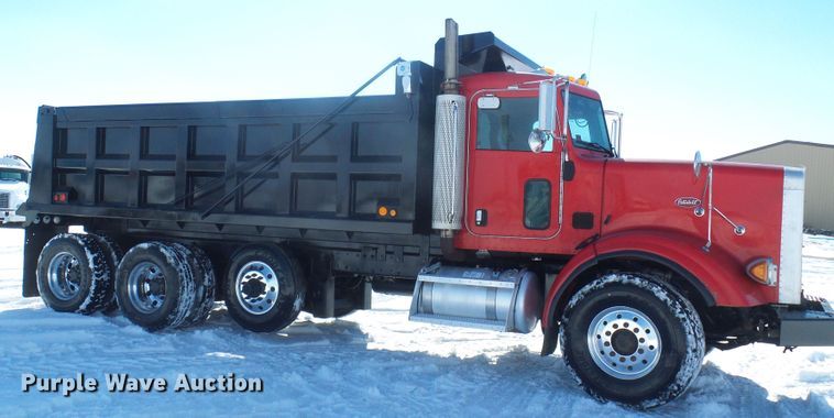 image for item DL0796 2007 Peterbilt 357  dump truck