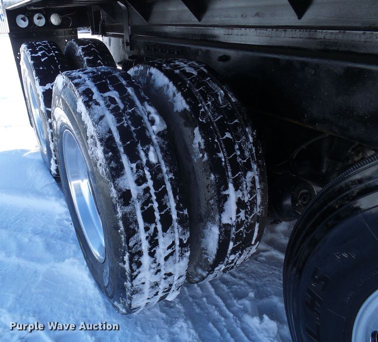 image for item DL0796 2007 Peterbilt 357  dump truck