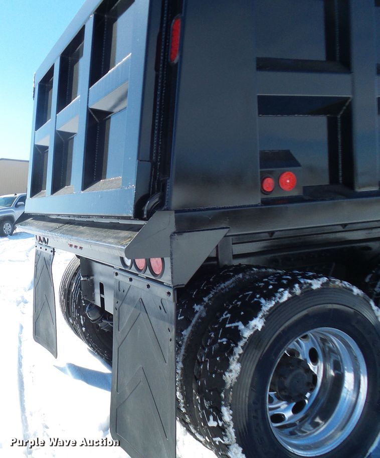 image for item DL0796 2007 Peterbilt 357  dump truck