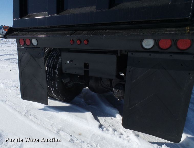 image for item DL0796 2007 Peterbilt 357  dump truck