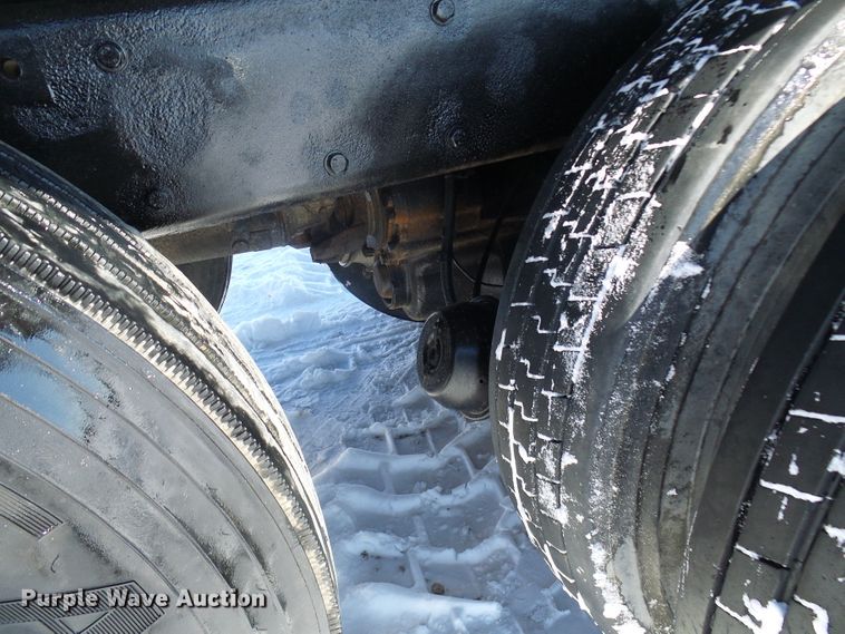 image for item DL0796 2007 Peterbilt 357  dump truck