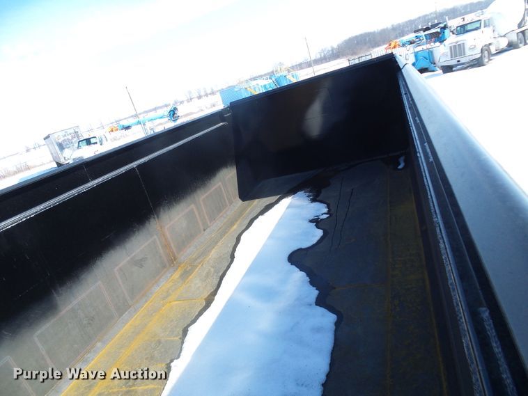 image for item DL0796 2007 Peterbilt 357  dump truck