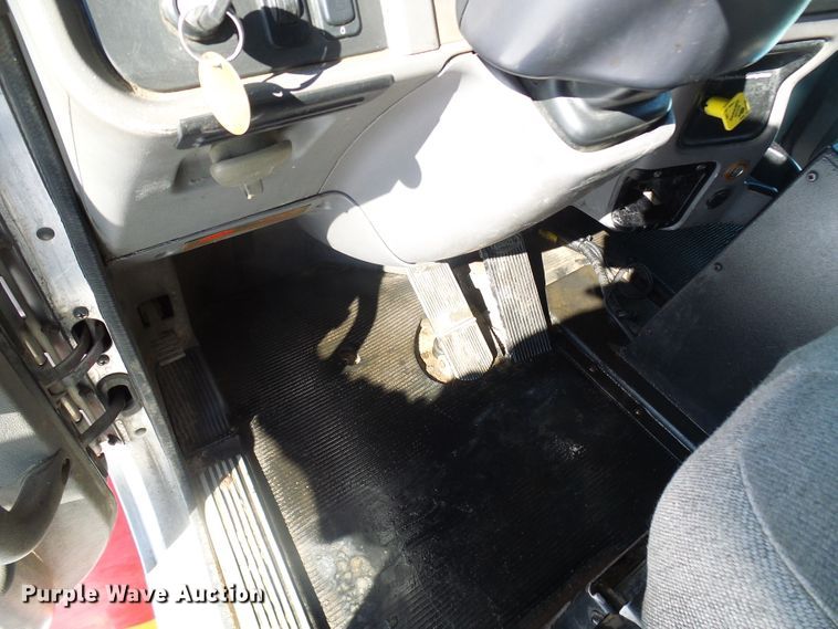 image for item DL0796 2007 Peterbilt 357  dump truck