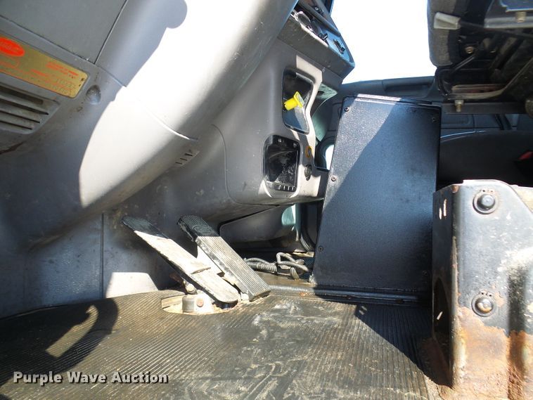 image for item DL0796 2007 Peterbilt 357  dump truck