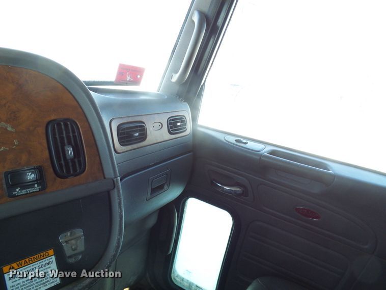 image for item DL0796 2007 Peterbilt 357  dump truck