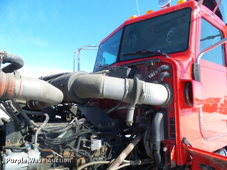 image for item DL0796 2007 Peterbilt 357  dump truck