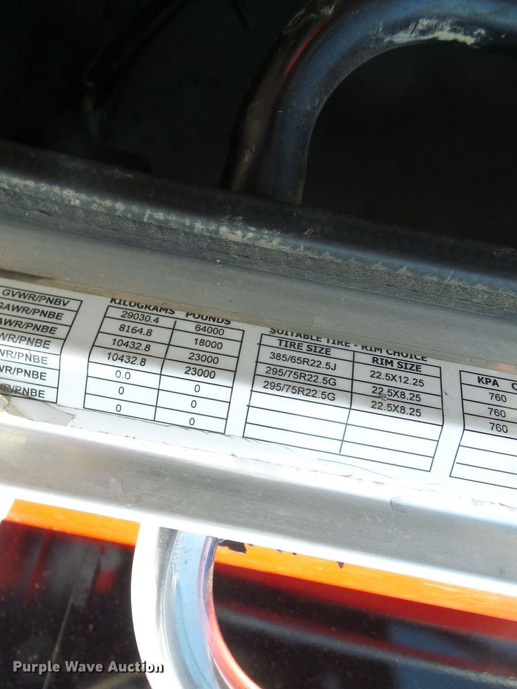 image for item DL0796 2007 Peterbilt 357  dump truck