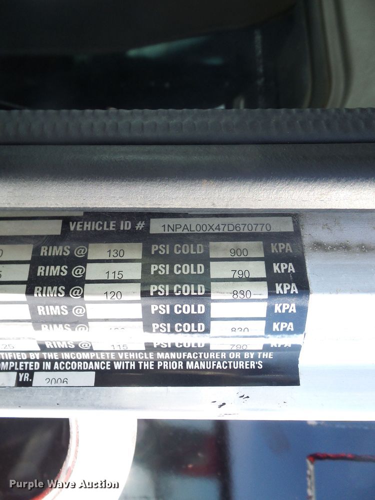 image for item DL0796 2007 Peterbilt 357  dump truck