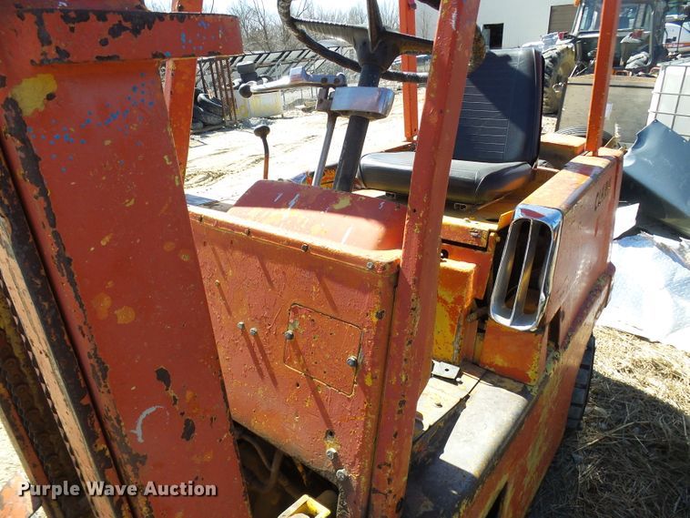 image for item DL0826 Clarklift  forklift