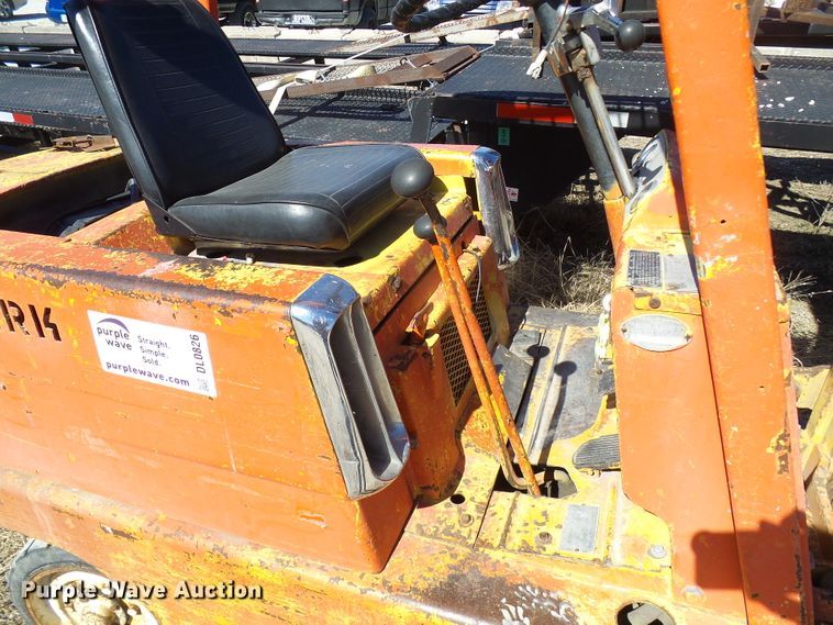 image for item DL0826 Clarklift  forklift