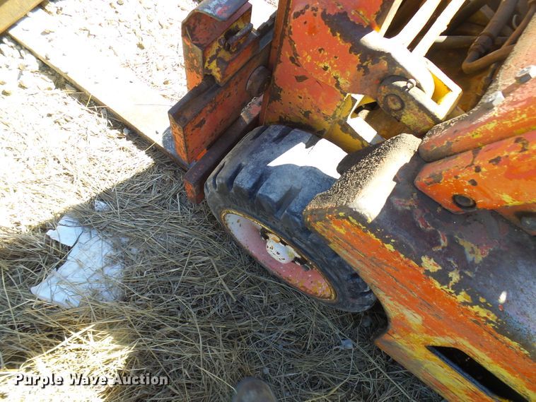 image for item DL0826 Clarklift  forklift