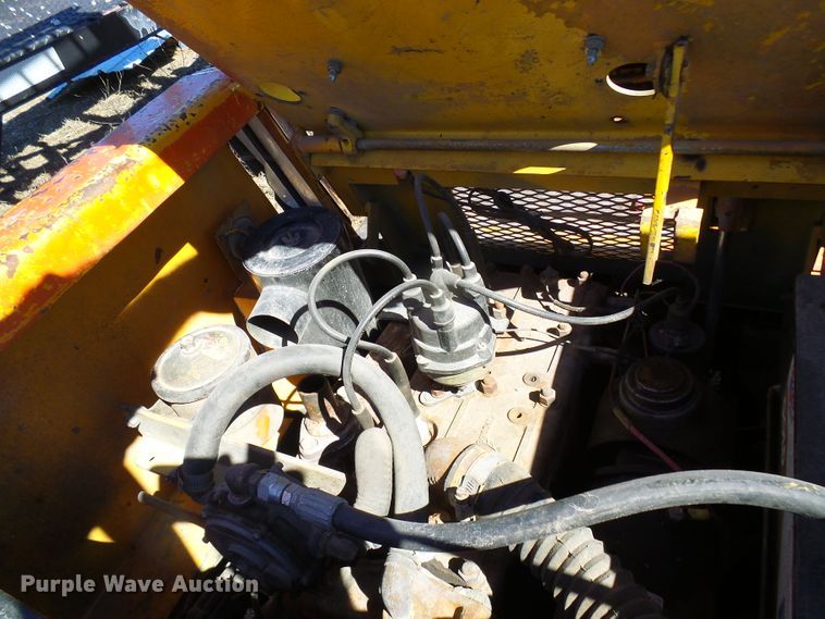 image for item DL0826 Clarklift  forklift