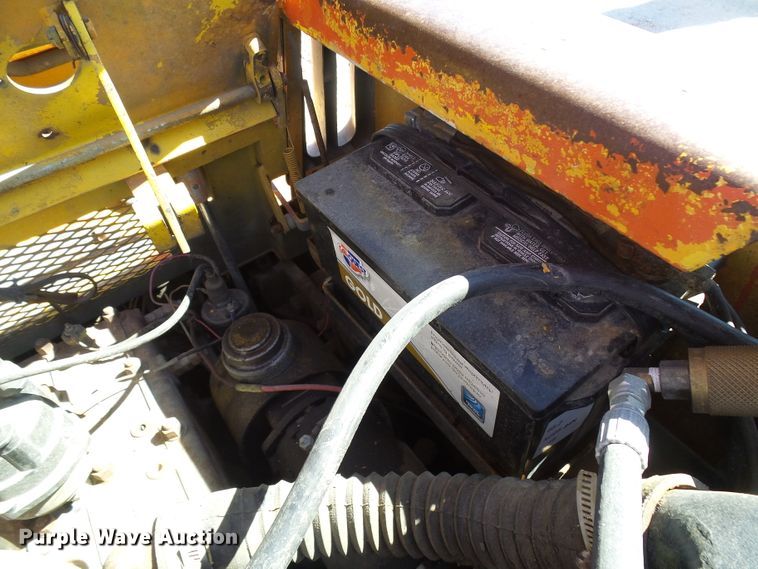 image for item DL0826 Clarklift  forklift