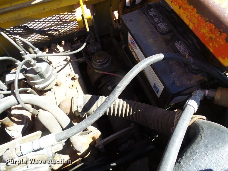 image for item DL0826 Clarklift  forklift