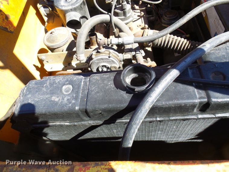 image for item DL0826 Clarklift  forklift