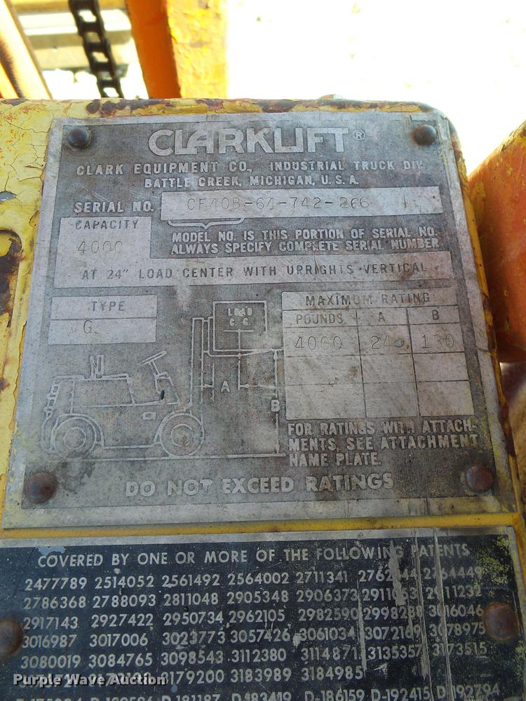 image for item DL0826 Clarklift  forklift