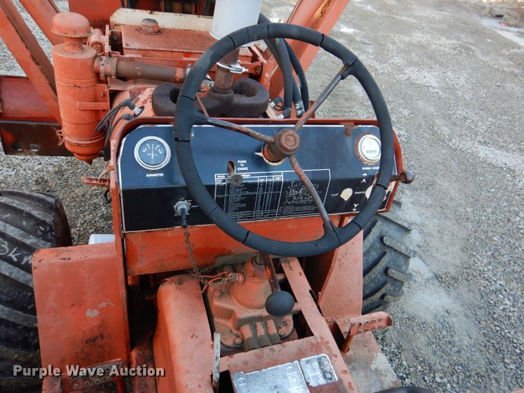 image for item DL2113 Ditch Witch R40  trencher