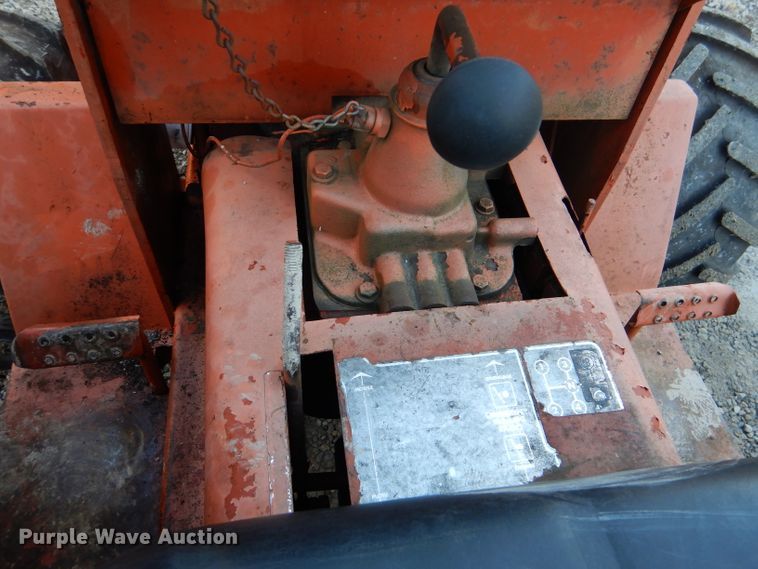 image for item DL2113 Ditch Witch R40  trencher