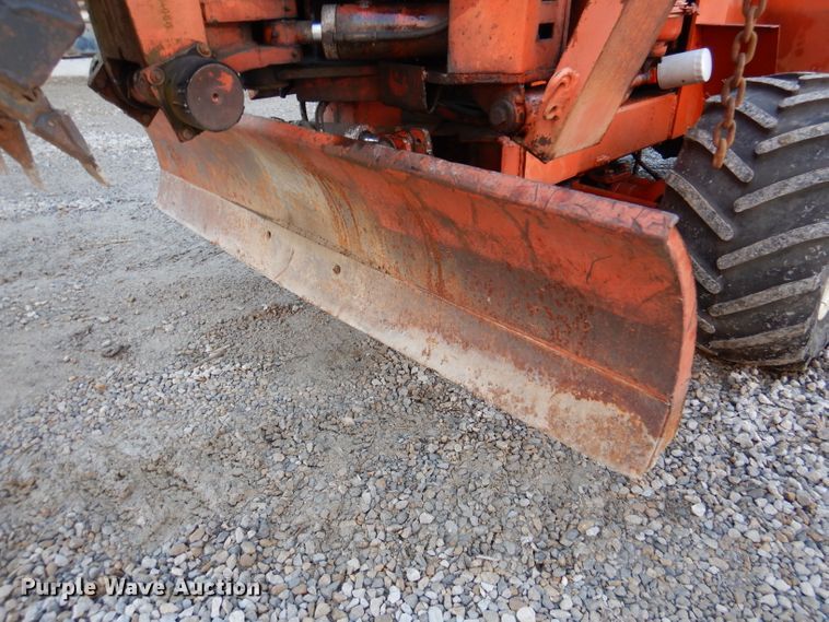 image for item DL2113 Ditch Witch R40  trencher