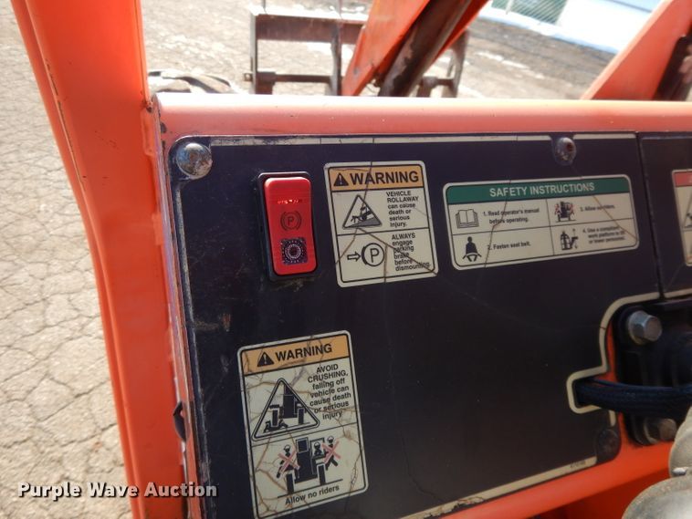 image for item DL2126 2007 SkyTrak 6036  telehandler