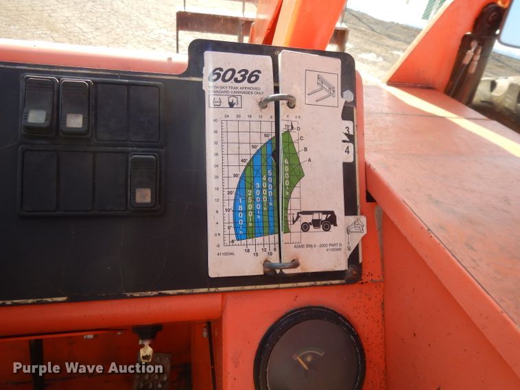 image for item DL2126 2007 SkyTrak 6036  telehandler