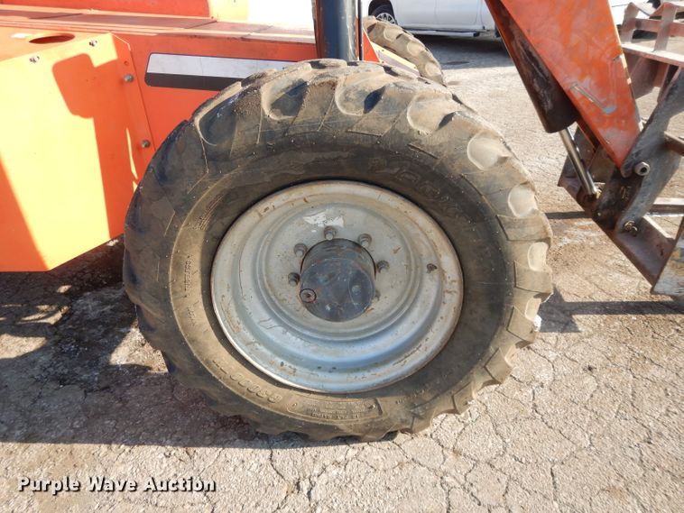 image for item DL2126 2007 SkyTrak 6036  telehandler