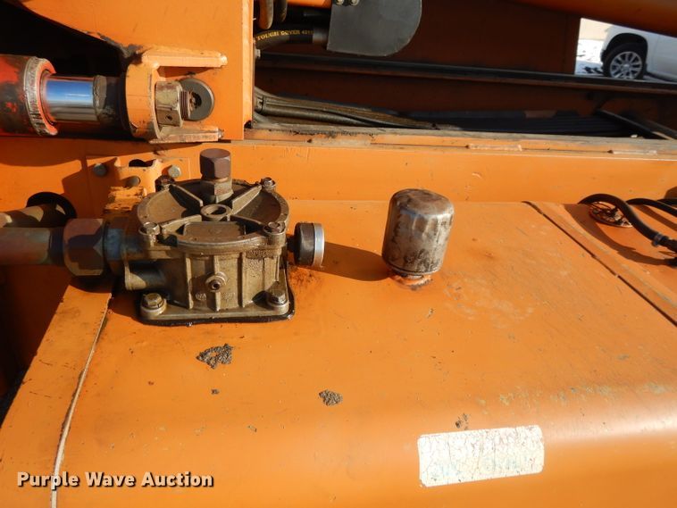 image for item DL2127 1999 Lull Highlander 844C-42  telehandler