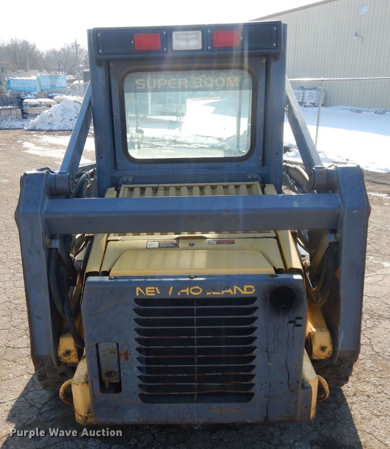 image for item DL2139 1999 New Holland LS170  skid steer loader