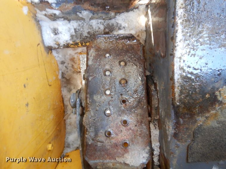 image for item DL2139 1999 New Holland LS170  skid steer loader