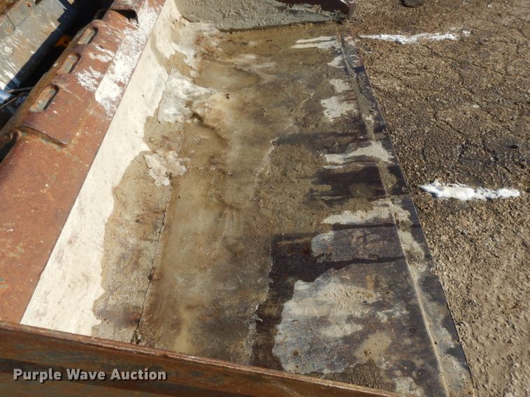 image for item DL2139 1999 New Holland LS170  skid steer loader