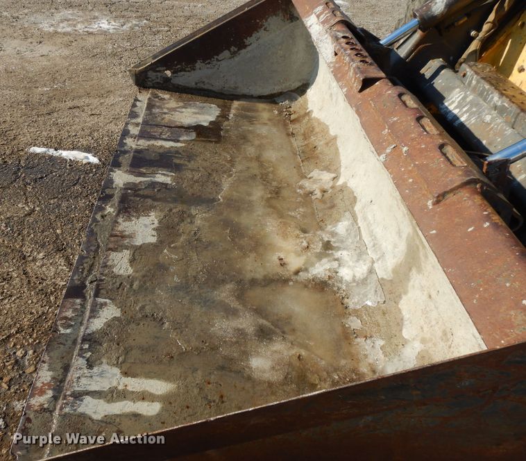 image for item DL2139 1999 New Holland LS170  skid steer loader