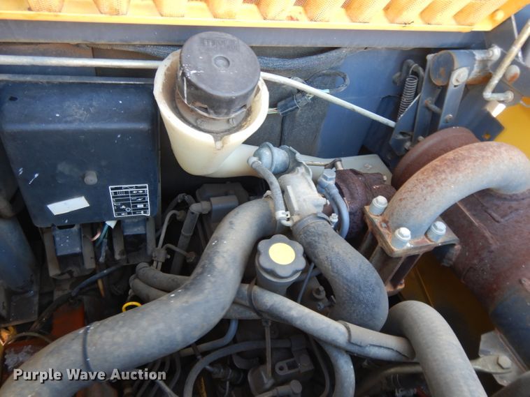 image for item DL2139 1999 New Holland LS170  skid steer loader