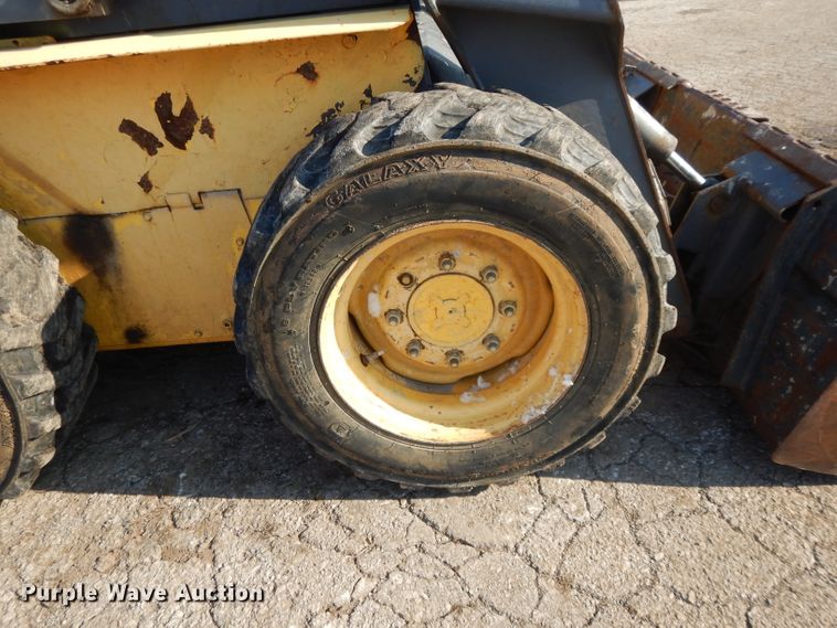 image for item DL2139 1999 New Holland LS170  skid steer loader