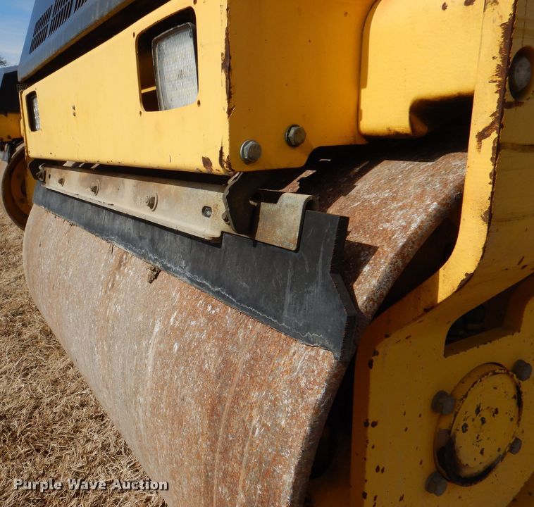 image for item DL2150 2007 Bomag BW138AD  double drum vibratory roller