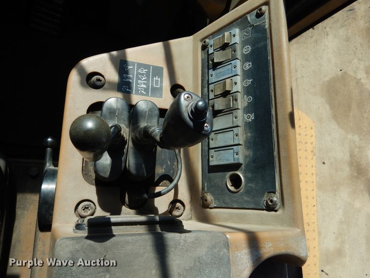 image for item DL2179 Caterpillar 966F  wheel loader