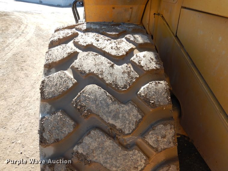 image for item DL2179 Caterpillar 966F  wheel loader