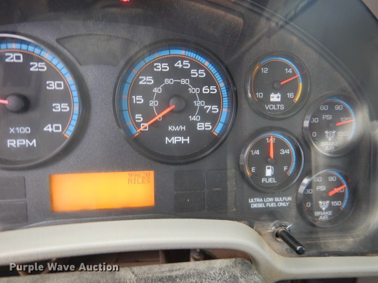 image for item DL2186 2009 International DuraStar 4300  digger derrick truck