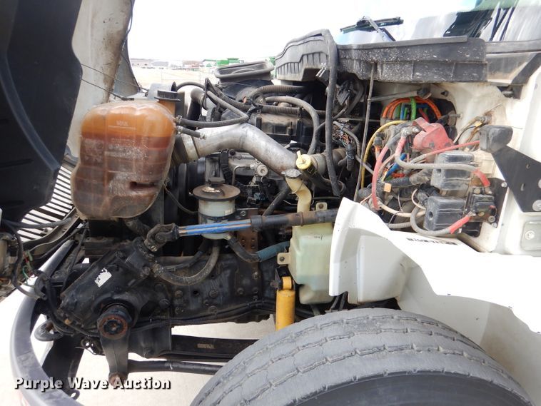 image for item DL2186 2009 International DuraStar 4300  digger derrick truck