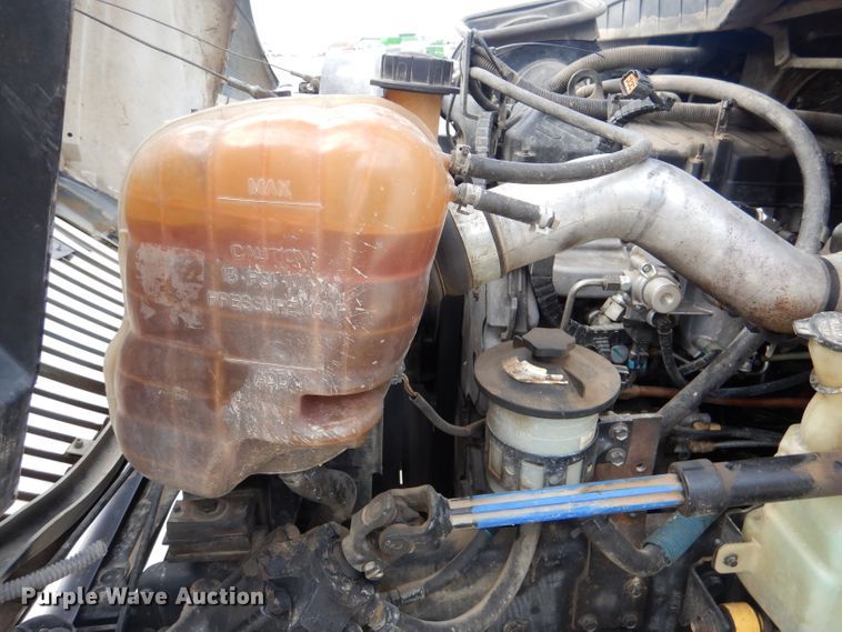 image for item DL2186 2009 International DuraStar 4300  digger derrick truck