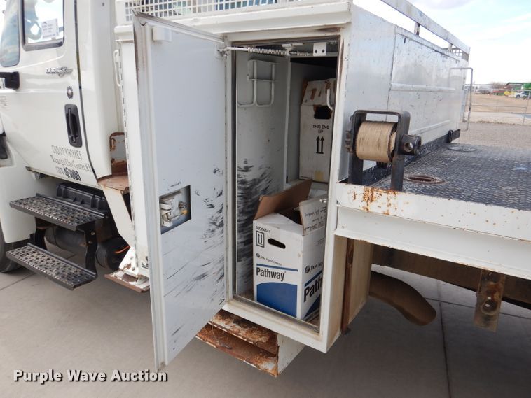 image for item DL2186 2009 International DuraStar 4300  digger derrick truck