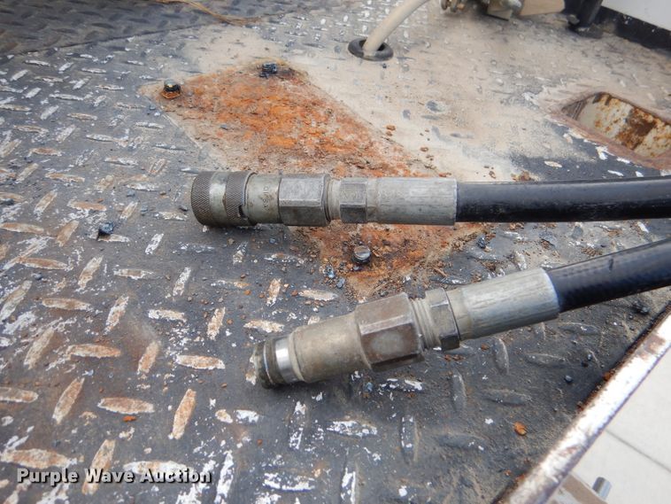 image for item DL2186 2009 International DuraStar 4300  digger derrick truck