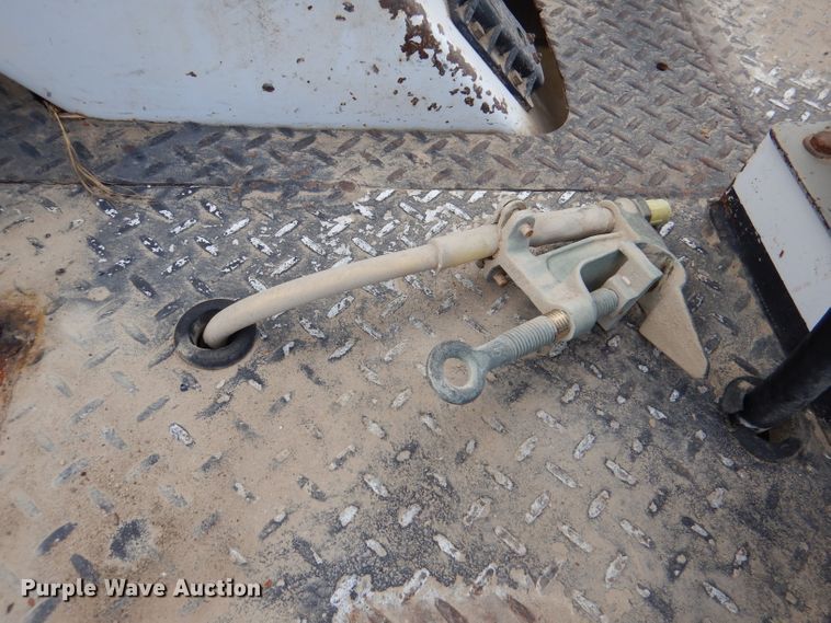 image for item DL2186 2009 International DuraStar 4300  digger derrick truck